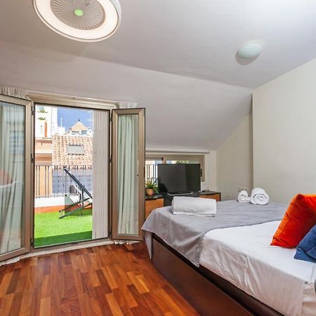 Precioso Atico Con Terraza Centro Historico Malaga Apartment Exterior photo